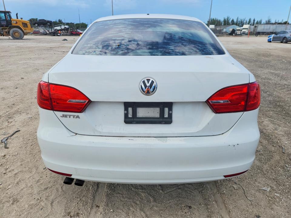58381766 :رقم المزاد ، 3VW2K7AJ2EM311711 vin ، 2014 Volkswagen Jetta مزاد بيع