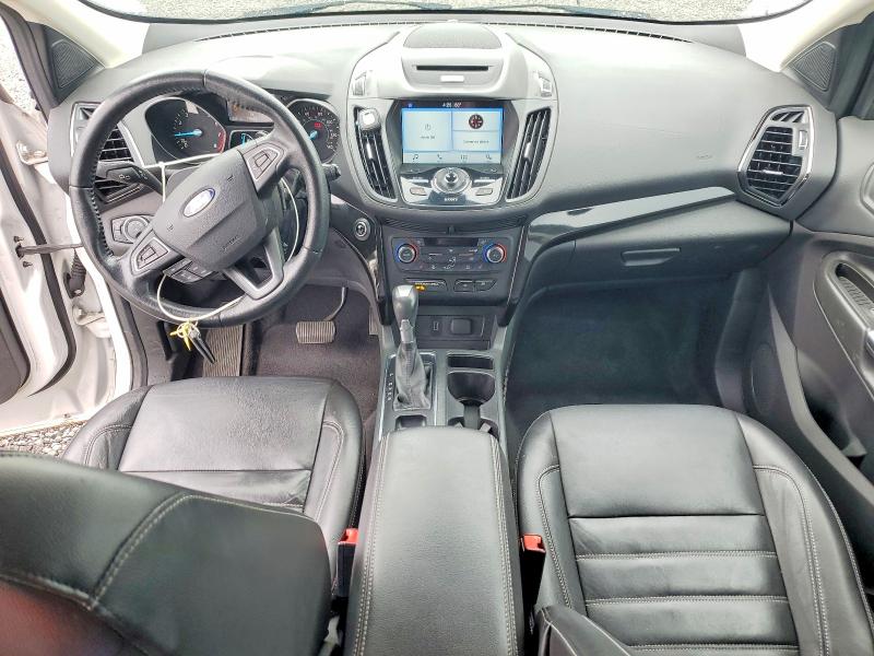 Auction sale of the 2017 Ford Escape, vin: 1FMCU9J90HUB61922, lot number: 56366306