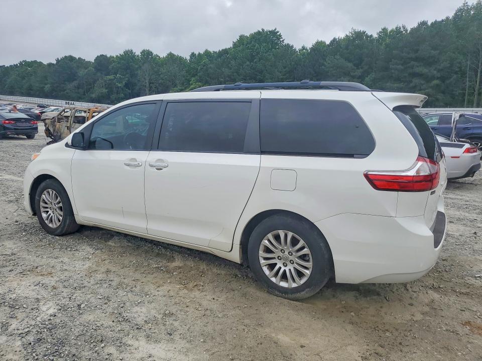 56449366 :رقم المزاد ، 5TDYK3DCXFS570497 vin ، 2015 Toyota Sienna مزاد بيع