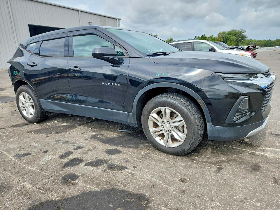 57751846 :رقم المزاد ، 3GNKBCRS8LS593037 vin ، 2020 Chevrolet Blazer مزاد بيع