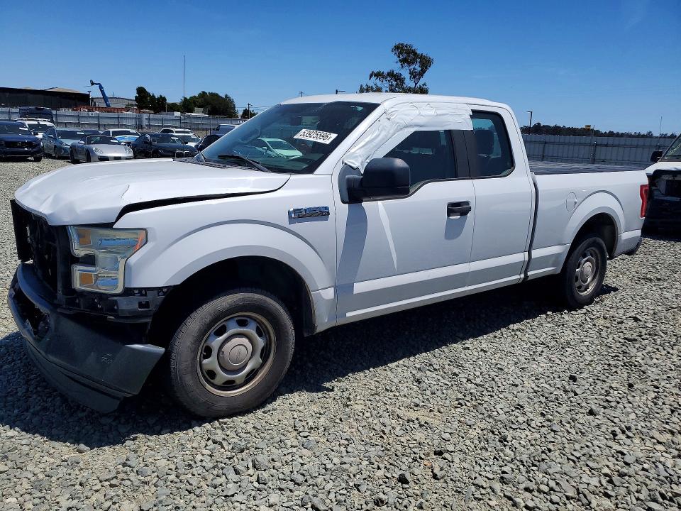 53925596 :رقم المزاد ، 1FTEX1C87FKE66028 vin ، 2015 Ford F150 مزاد بيع