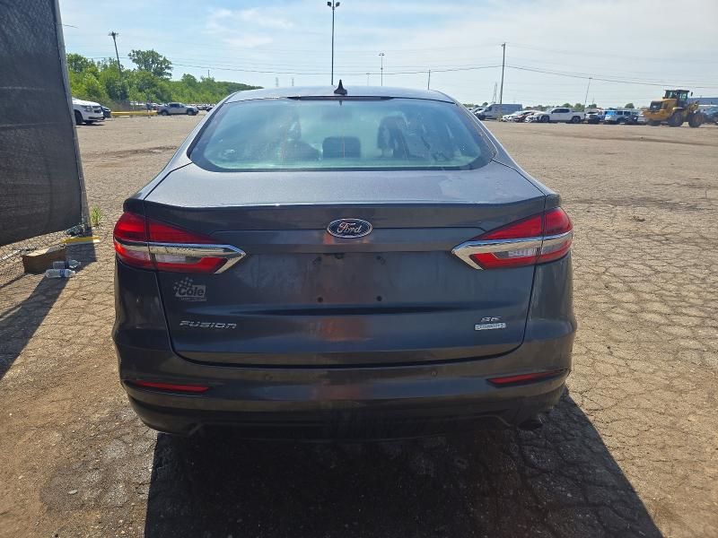 56580176 :رقم المزاد ، 3FA6P0HD8LR110737 vin ، 2020 Ford Fusion مزاد بيع