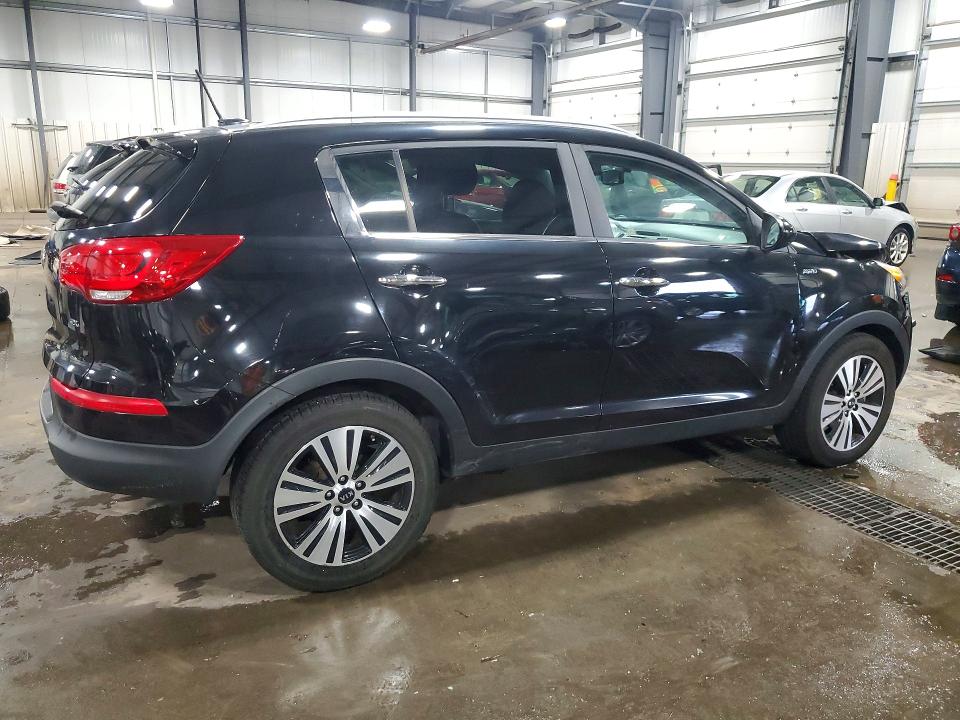 2016 Kia Sportage მანქანა იყიდება აუქციონზე, vin: KNDPCCAC1G7816877, აუქციონის ნომერი: 56183156