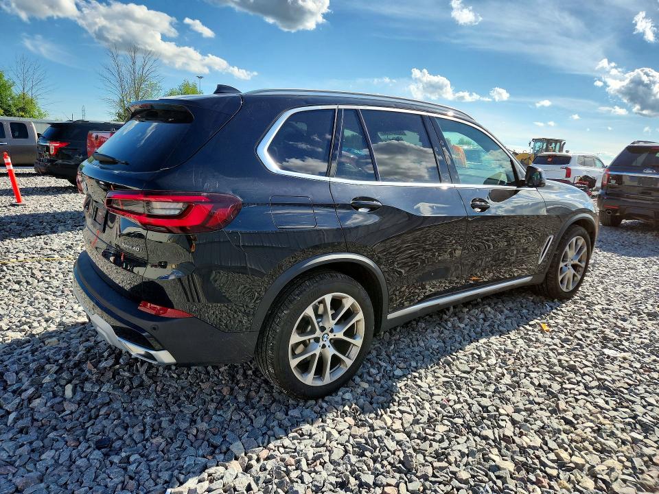 58059756 :رقم المزاد ، 5UXCR6C0XP9R85140 vin ، 2023 Bmw X5 مزاد بيع