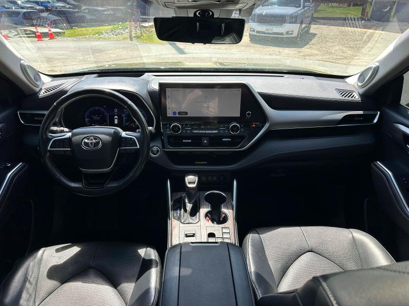 Продажа на аукционе авто 2023 Toyota Highlander, vin: 5TDKDRAH8PS508181, номер лота: 52369446