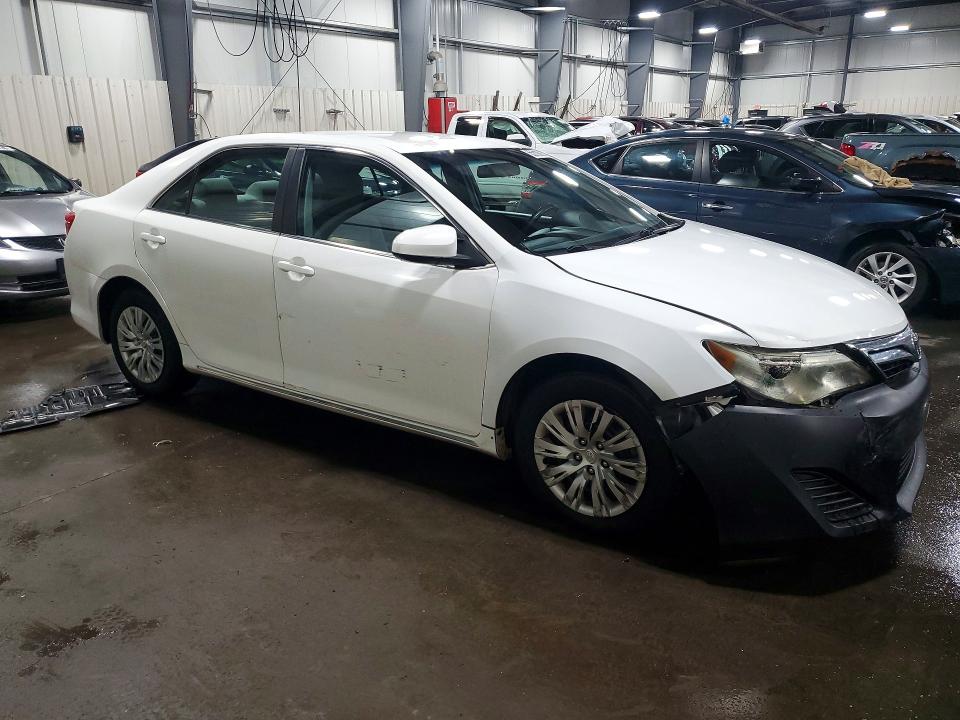2014 Toyota Camry მანქანა იყიდება აუქციონზე, vin: 4T4BF1FK9ER348600, აუქციონის ნომერი: 55610686