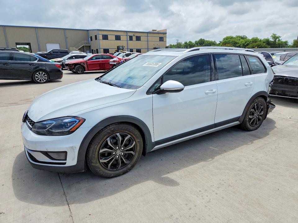 56605386 :رقم المزاد ، 3VWH17AU9JM756996 vin ، 2018 Volkswagen Golf Alltrack مزاد بيع