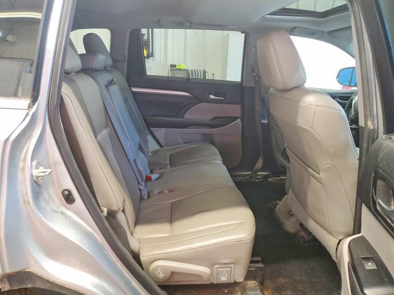 56221876 :رقم المزاد ، 5TDJZRFH1HS453774 vin ، 2017 Toyota Highlander مزاد بيع
