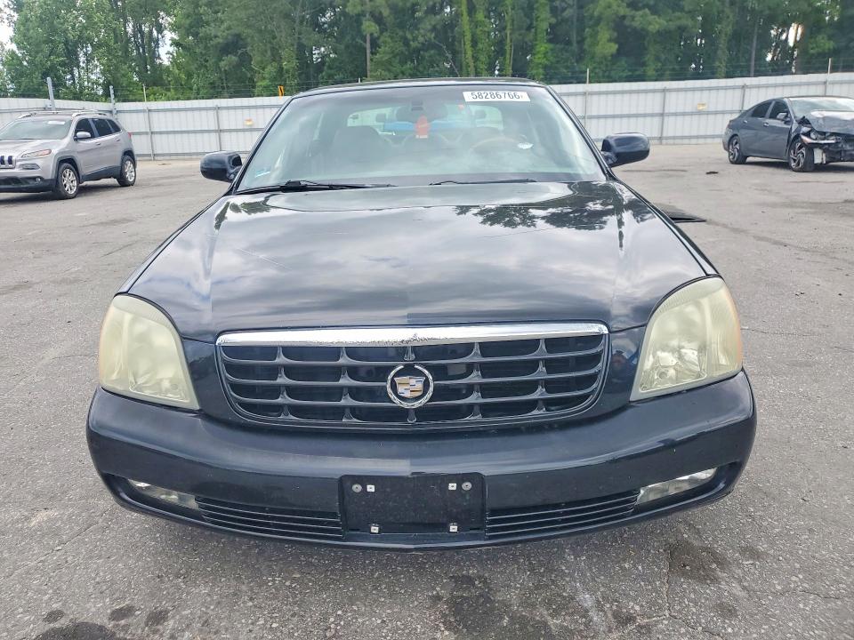 58286766 :رقم المزاد ، 1G6KF57904U123601 vin ، 2004 Cadillac Deville مزاد بيع