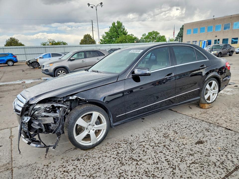 55439036 :رقم المزاد ، WDDHF8HB5AA118570 vin ، 2010 Mercedes-benz E مزاد بيع