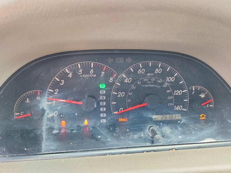 56638256 :رقم المزاد ، 4T1BF32K36U627411 vin ، 2006 Toyota Camry مزاد بيع