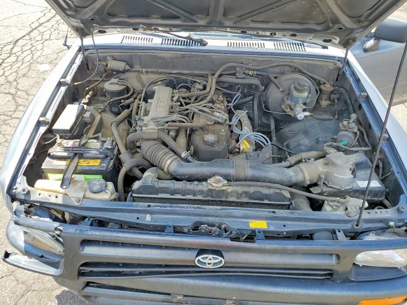 56807606 :رقم المزاد ، 4TARN81A6NZ014711 vin ، 1992 Toyota Pickup مزاد بيع