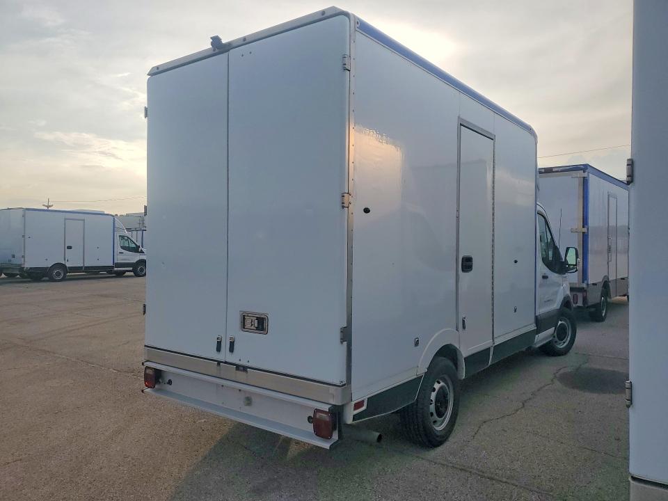 2020 Ford Transit მანქანა იყიდება აუქციონზე, vin: 1FDBW5Z81LKB30337, აუქციონის ნომერი: 55890256