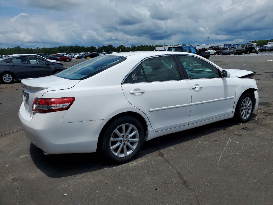 2011 Toyota Camry მანქანა იყიდება აუქციონზე, vin: 4T4BF3EK5BR180835, აუქციონის ნომერი: 55327326