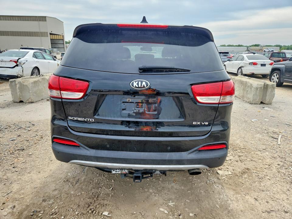 2018 Kia Sorento მანქანა იყიდება აუქციონზე, vin: 5XYPHDA57JG399963, აუქციონის ნომერი: 54949646