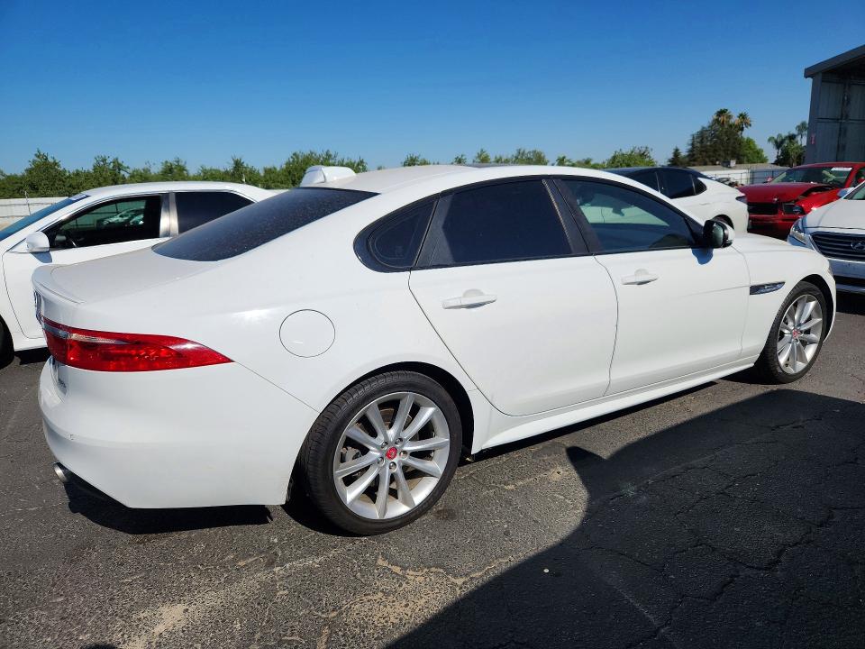 57625656 :رقم المزاد ، SAJBF4BV5GCY16283 vin ، 2016 Jaguar Xf مزاد بيع