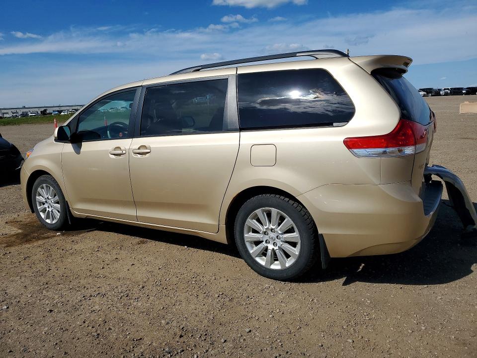 2011 Toyota Sienna მანქანა იყიდება აუქციონზე, vin: 5TDJK3DC2BS009593, აუქციონის ნომერი: 58142436