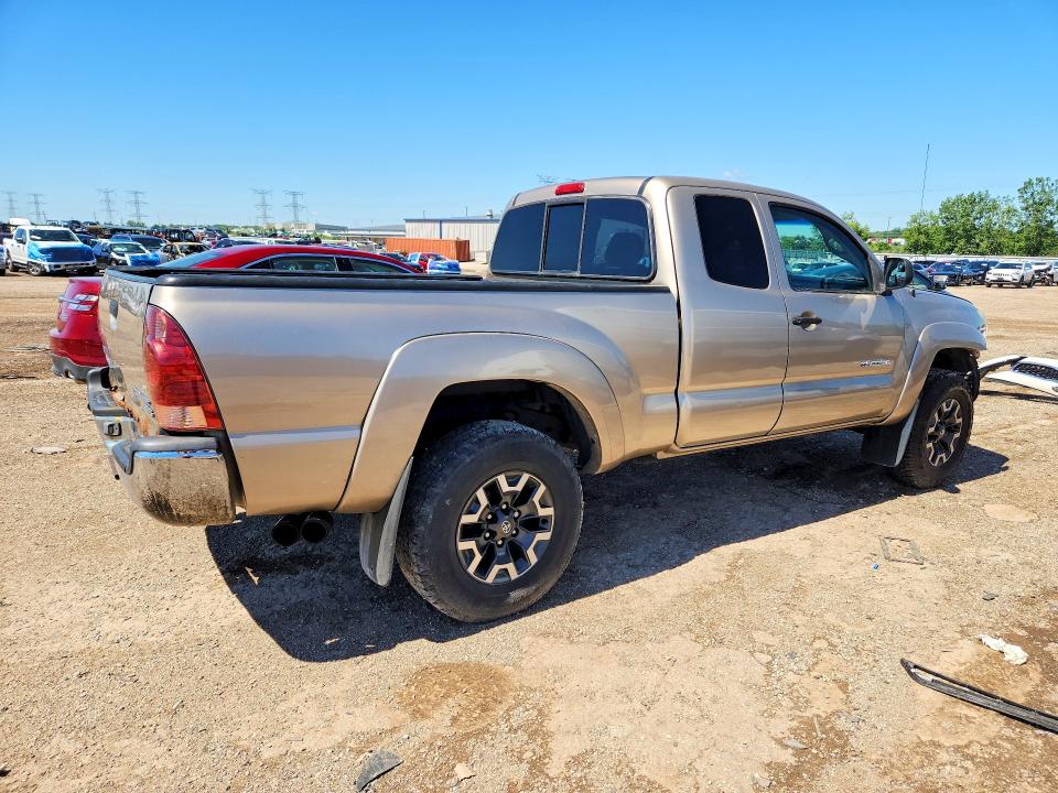 2005 Toyota Tacoma მანქანა იყიდება აუქციონზე, vin: 5TETX62N05Z085174, აუქციონის ნომერი: 56857236