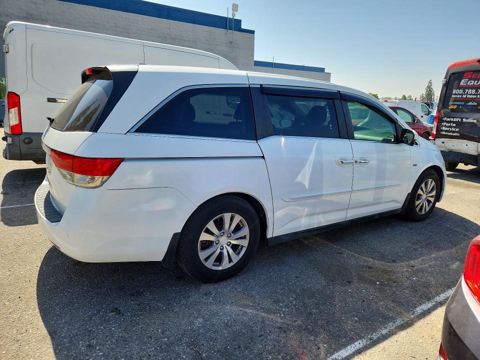 55185666 :رقم المزاد ، 5FNRL5H64EB028011 vin ، 2014 Honda Odyssey مزاد بيع