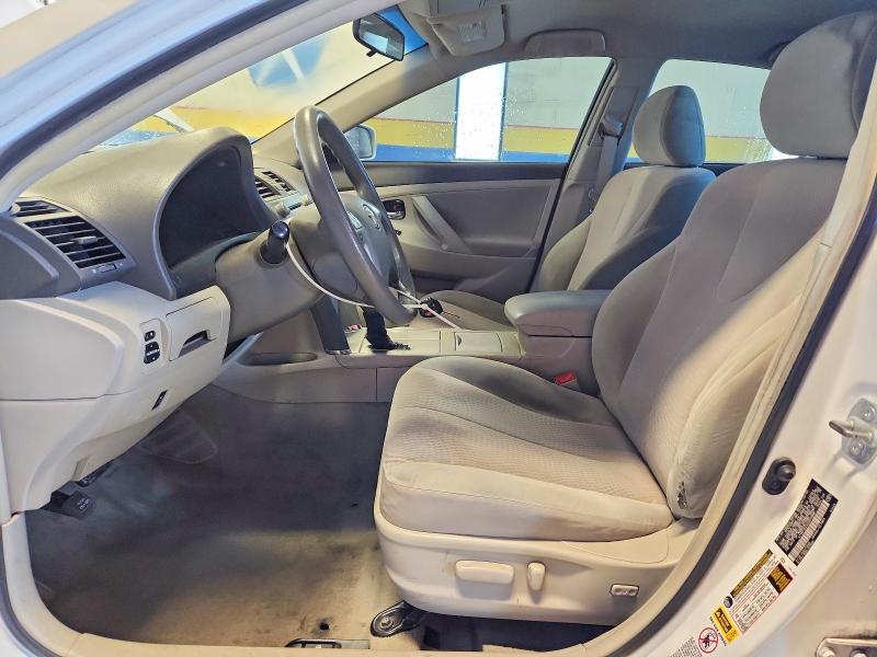 58453346 :رقم المزاد ، 4T1BF3EKXAU570886 vin ، 2010 Toyota Camry مزاد بيع