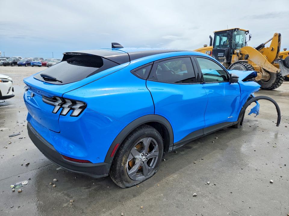 57756076 :رقم المزاد ، 3FMTK1R43PMA77676 vin ، 2023 Ford Mustang Mach-e مزاد بيع