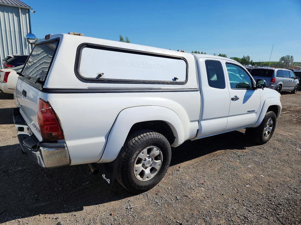 2015 Toyota Tacoma მანქანა იყიდება აუქციონზე, vin: 5TFUU4EN4FX112429, აუქციონის ნომერი: 56312786