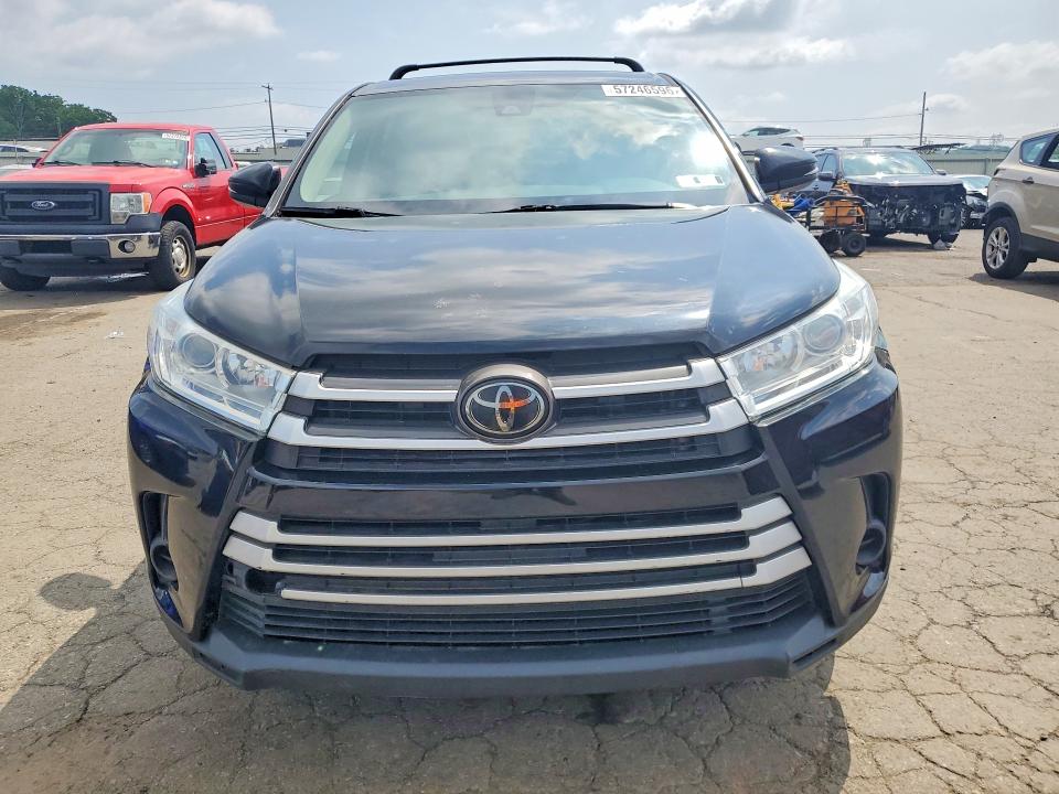 Продажа на аукционе авто 2018 Toyota Highlander, vin: 5TDBZRFH2JS850520, номер лота: 57246596