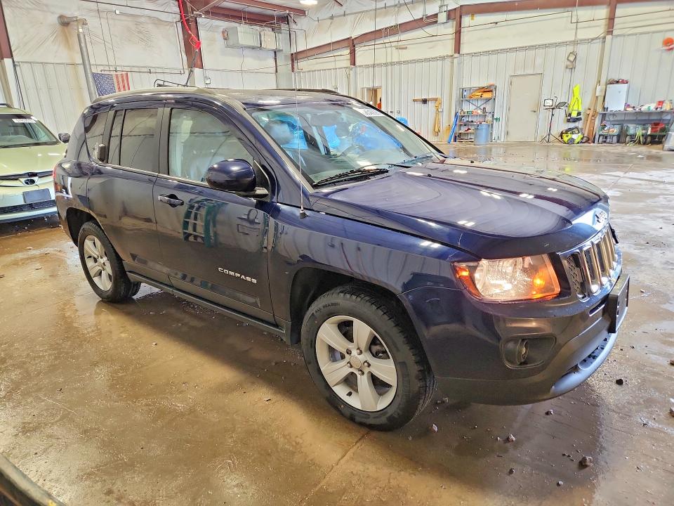 2017 Jeep Compass მანქანა იყიდება აუქციონზე, vin: 1C4NJDEB3HD154355, აუქციონის ნომერი: 56543626