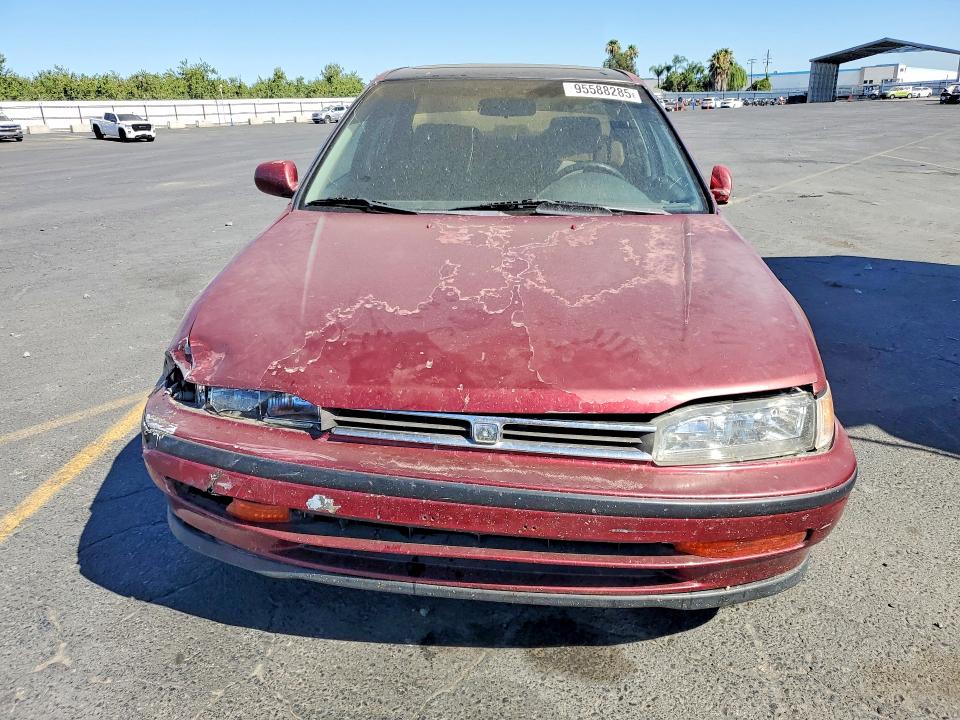 95588285 :رقم المزاد ، JHMCB7575PC027692 vin ، 1993 Honda Accord مزاد بيع