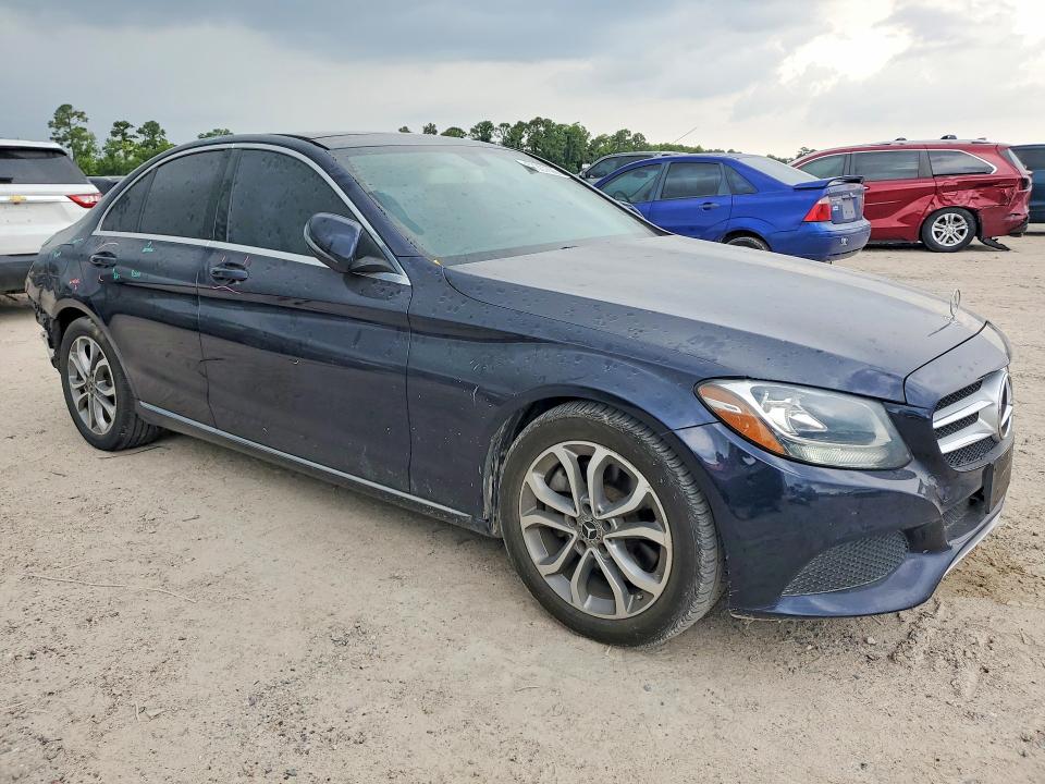 57367806 :رقم المزاد ، WDDWF4JB1JR324559 vin ، 2018 Mercedes-benz C مزاد بيع