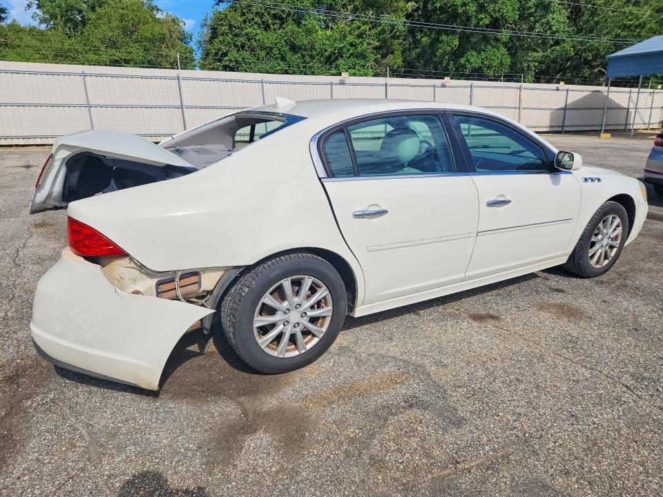 58189786 :رقم المزاد ، 1G4HC5EM8AU121352 vin ، 2010 Buick Lucerne مزاد بيع
