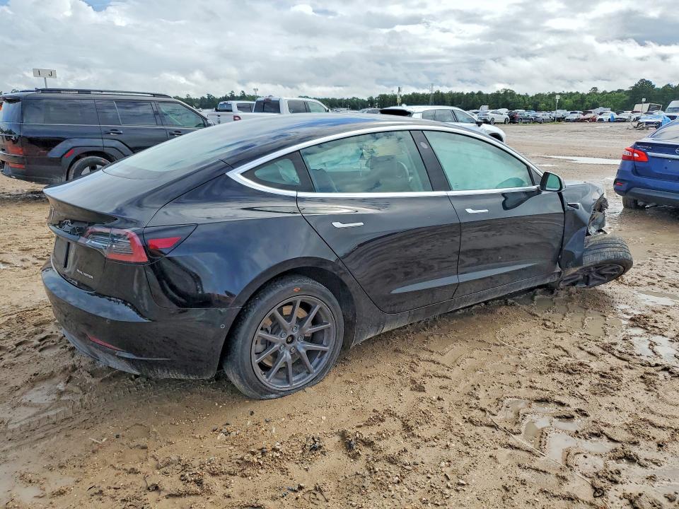 2020 Tesla Model 3 მანქანა იყიდება აუქციონზე, vin: 5YJ3E1EB3LF599643, აუქციონის ნომერი: 55642336