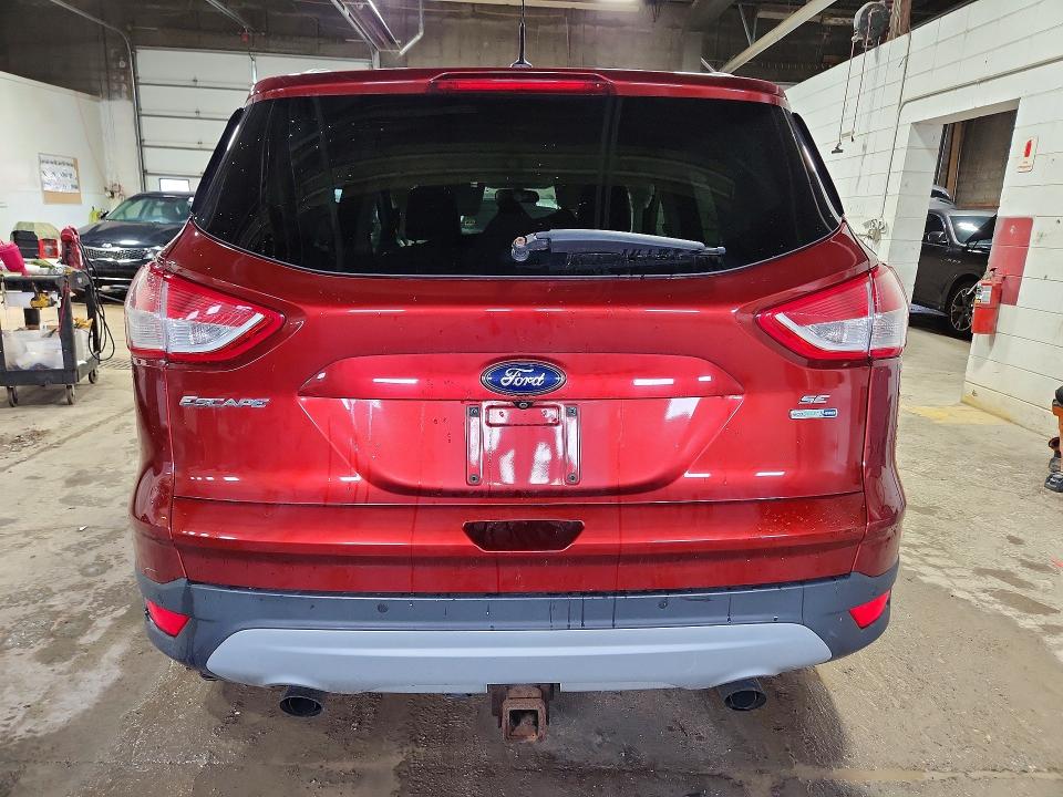 2015 Ford Escape მანქანა იყიდება აუქციონზე, vin: 1FMCU9G94FUB06894, აუქციონის ნომერი: 57444856