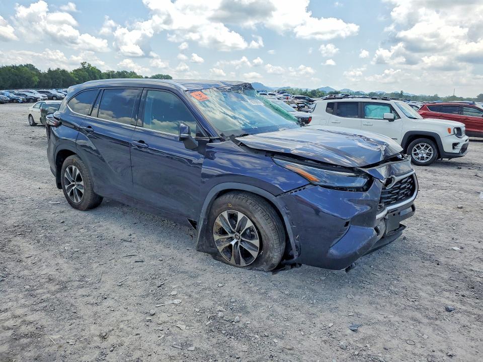 Продаж на аукціоні авто 2022 Toyota Highlander, vin: 5TDGZRBHXNS203042, номер лоту: 56766006