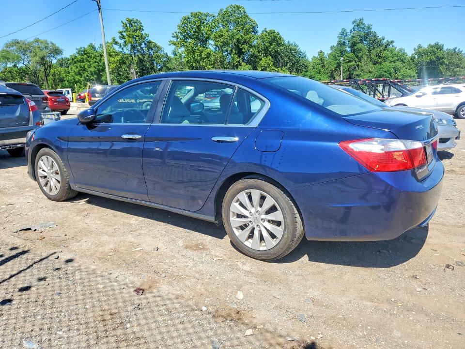 57303396 :رقم المزاد ، 1HGCR2F78FA138876 vin ، 2015 Honda Accord مزاد بيع