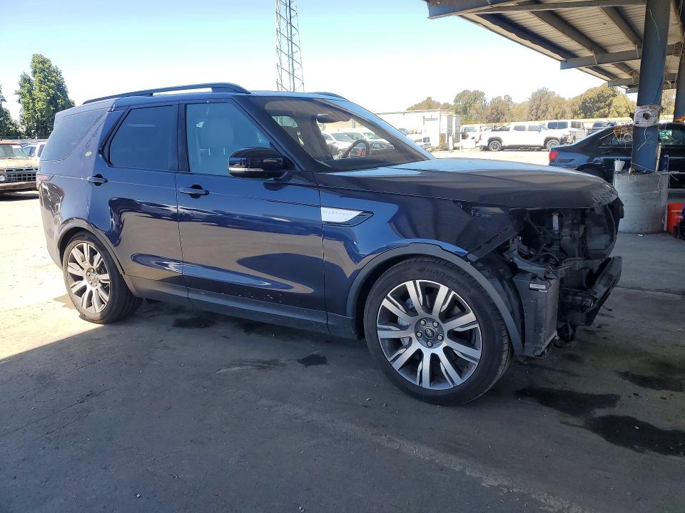55657576 :رقم المزاد ، SALRR2RV2JA074595 vin ، 2018 Land Rover Discovery مزاد بيع