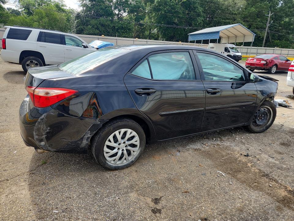 Продаж на аукціоні авто 2017 Toyota Corolla, vin: 5YFBURHEXHP600950, номер лоту: 56889146