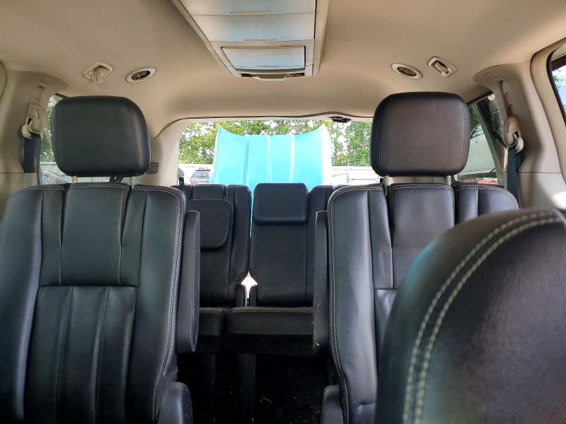 58873106 :رقم المزاد ، 2C4RC1BG2DR675195 vin ، 2013 Chrysler Town & Country مزاد بيع