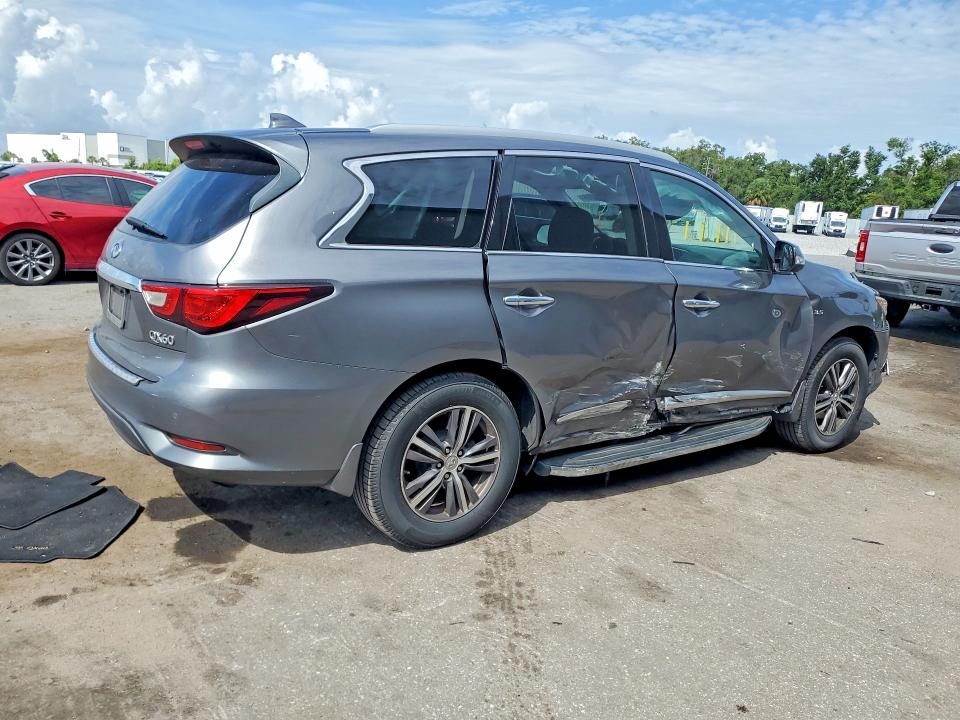 56569486 :رقم المزاد ، 5N1DL0MN2HC546514 vin ، 2017 Infiniti Qx60 مزاد بيع
