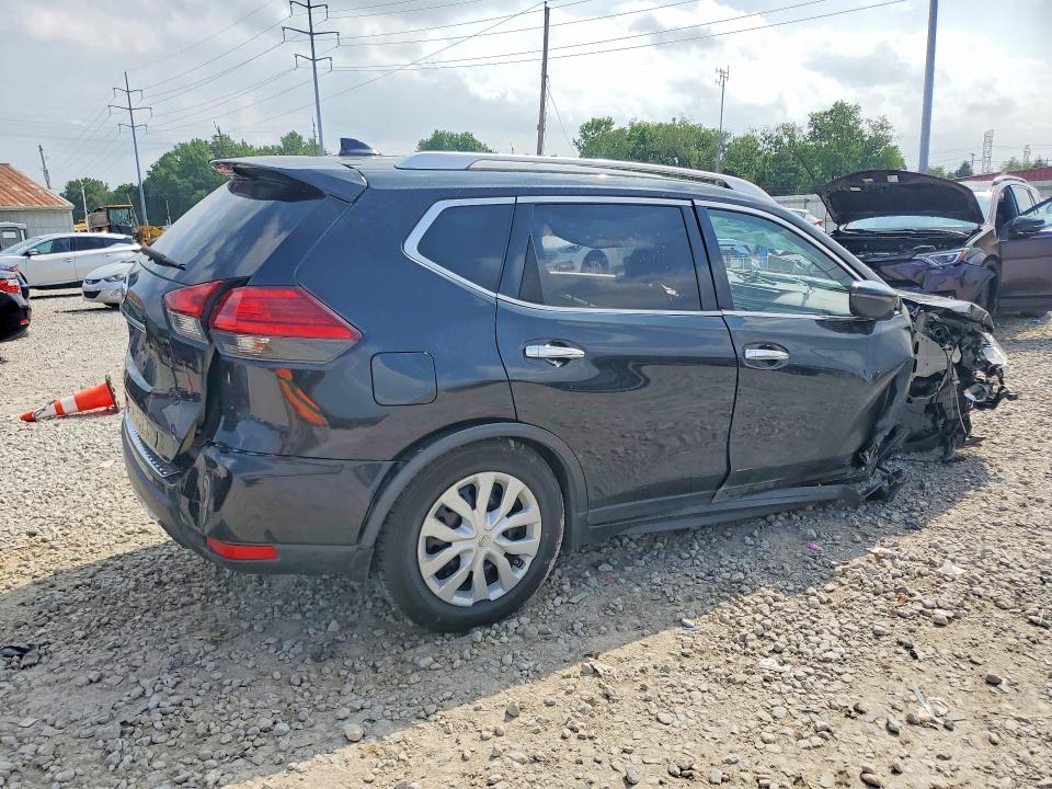 Auction sale of the 2017 Nissan Rogue, vin: JN8AT2MT3HW138432, lot number: 56491726