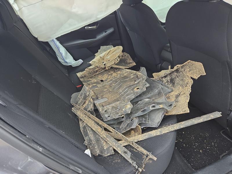 55868126 :رقم المزاد ، 3N1AB8BV5NY300400 vin ، 2022 Nissan Sentra مزاد بيع