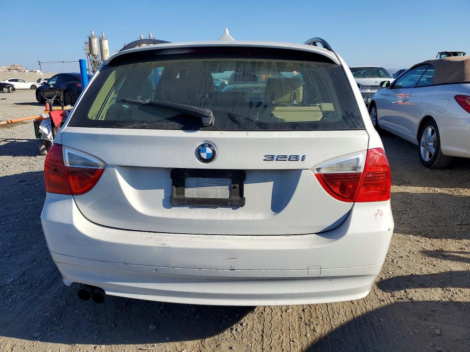 Продажа на аукционе авто 2007 Bmw 328, vin: WBAVS13557FX15132, номер лота: 57585866
