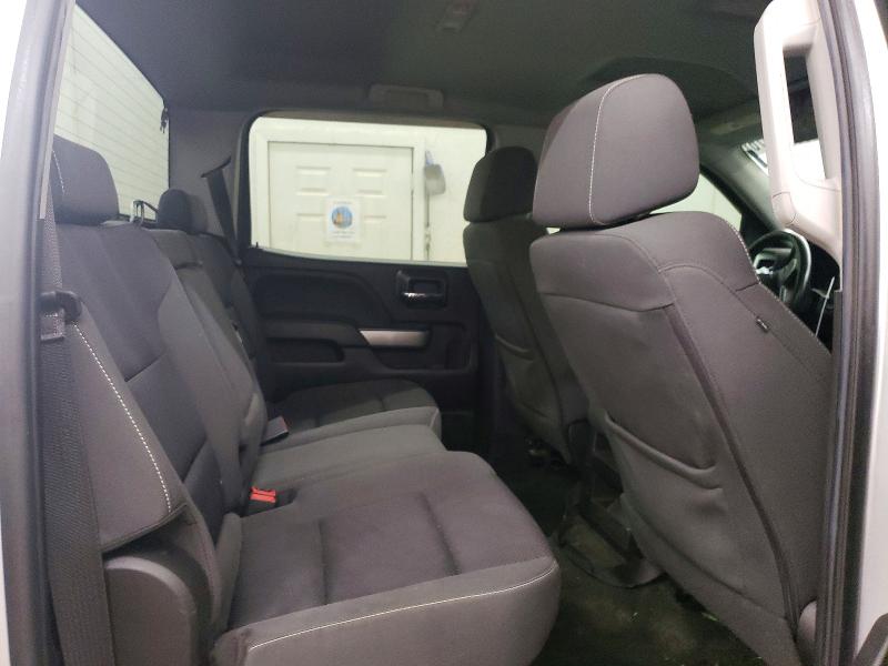 Продажа на аукционе авто 2018 Chevrolet Silverado, vin: 3GCUKREC1JG586191, номер лота: 54787376