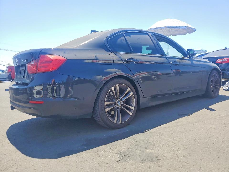 2012 Bmw 328 მანქანა იყიდება აუქციონზე, vin: WBA3C1C57CF430026, აუქციონის ნომერი: 57736756