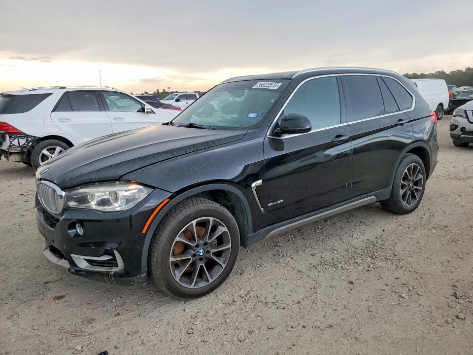 55923516 :رقم المزاد ، 5UXKR2C58J0Z18225 vin ، 2018 Bmw X5 مزاد بيع