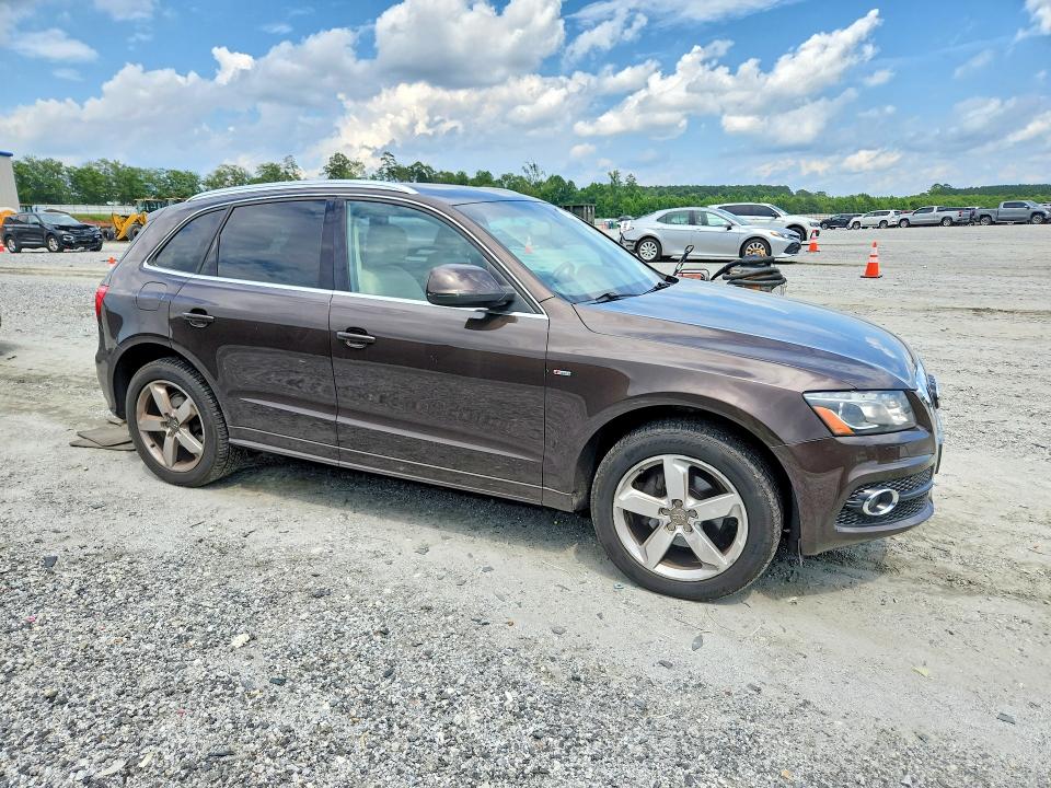 57138646 :رقم المزاد ، WA1DKAFP4BA004551 vin ، 2011 Audi Q5 مزاد بيع