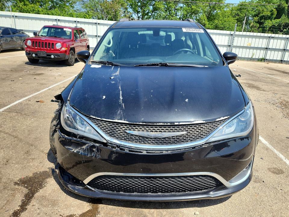Продаж на аукціоні авто 2017 Chrysler Pacifica, vin: 2C4RC1BG7HR705197, номер лоту: 59634926