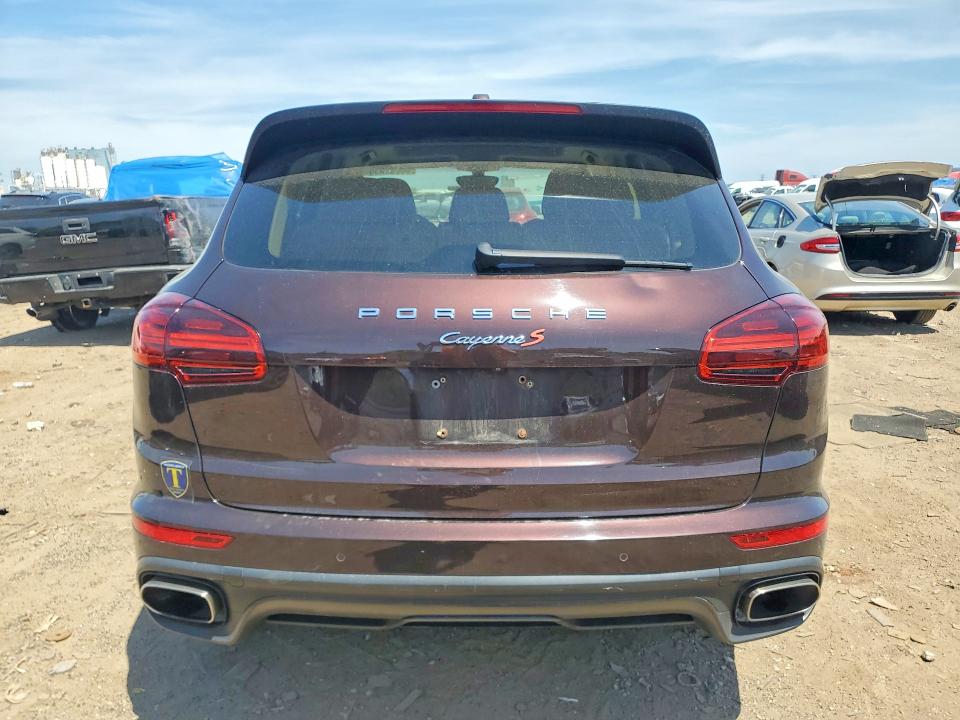 2016 Porsche Cayenne მანქანა იყიდება აუქციონზე, vin: WP1AA2A28GLA01711, აუქციონის ნომერი: 56087936