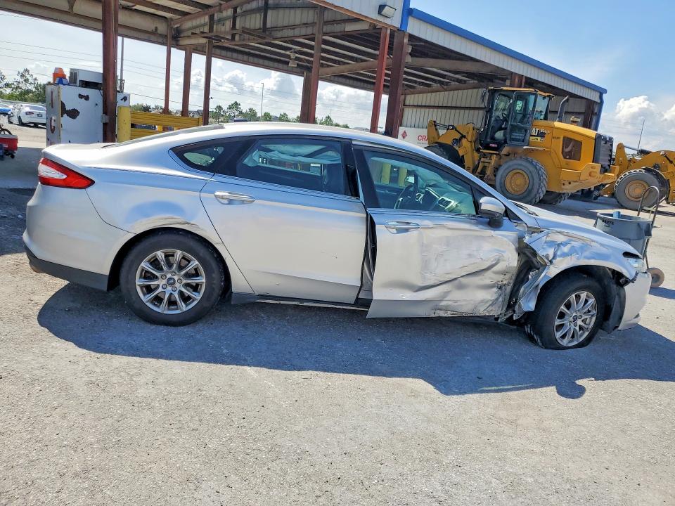 57785066 :رقم المزاد ، 1FA6P0G79G5102375 vin ، 2016 Ford Fusion مزاد بيع