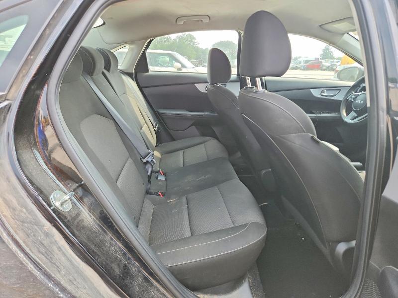 56587576 :رقم المزاد ، 3KPF24AD7RE744535 vin ، 2024 Kia Forte مزاد بيع